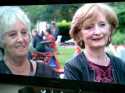 Quelle: TV Hamburg Journal 12.06.2019.
Am 11.06.2019 traten die beiden noch lebenden Liverbirds:  Mary Dostal, bssg. (re.) und Sylvia Wiggins, drms. (li.) anlaesslich der Altonale Hamburg im Festivalzentrum auf. Die verstorbenen Pamela und Valery wurden von Bernadette La Hengst und Stefanie Hempel wuerdig ersetzt.
Historisch wurden sie in unserem Buch CUX `66 abgebildet.