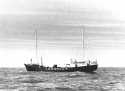 Das wurde aus dem Fischdampfer "Norderney" aus Cuxhaven. Bei Nebel waren die Piraten am Besten zum empfangen.



Foto Hans Knot (siehe unsere Links)