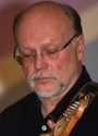 Nach schwerer Krankheit verstarb unser lieber Freund und Spacemen Rhythm-Gitarrist/Saenger Prof. Dr. Reiner Benecke am 08.08.2017 kurz vor seinem 68sten Geburtstag.